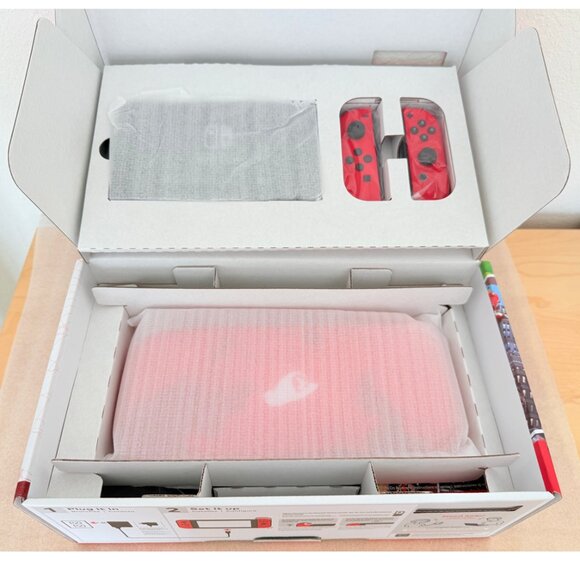 🎮 Nintendo 🎮 Switch Super Mario Odyssey Edition Bundle - Red Joy-Con - Picture 8 of 16